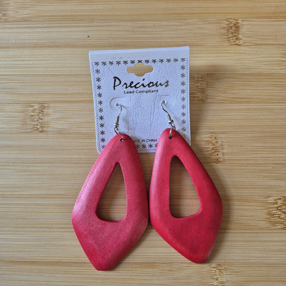 Precious DanglingvRed Wood Earrings